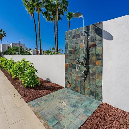 Don Carlos - Adults Only !