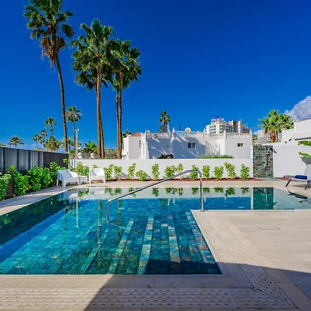 Don Carlos - Adults Only ! Апартаменты *