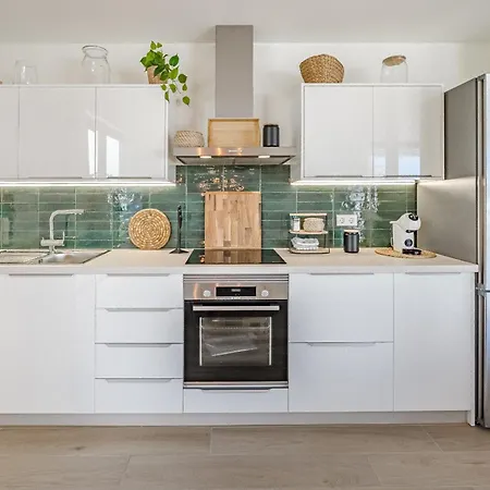 Don Carlos - Adults Only ! Апартаменты